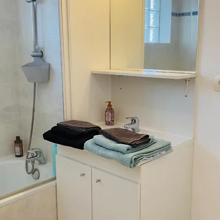 Apartman 2 Personnes Sur